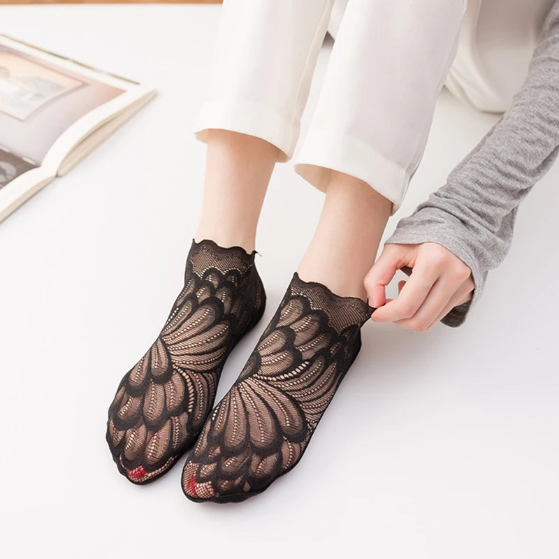 1Pairs נשים תחרת פרח רשת גרביים החלקה בלתי נראה אניה גרב שקופה זכוכית Crytal למתוח נשים גרביים גרביים לנשימה