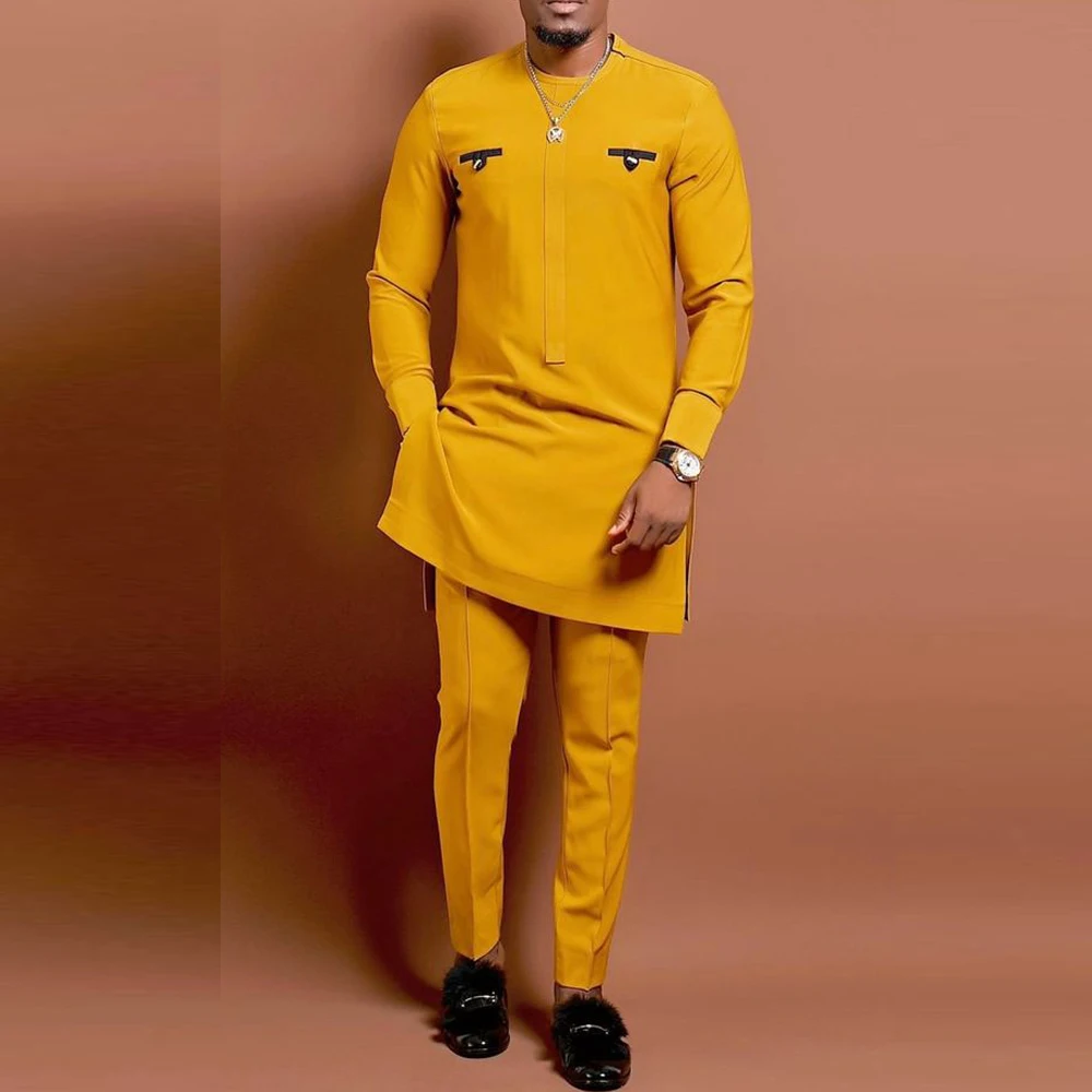 2023 אפריקאי שתי ערכות קטע Mens צוואר עגול, כיס מזדמן צהובה להדפיס חולצת שרוול ארוך העליון, מכנסיים בסגנון אתני ללבוש חדש.