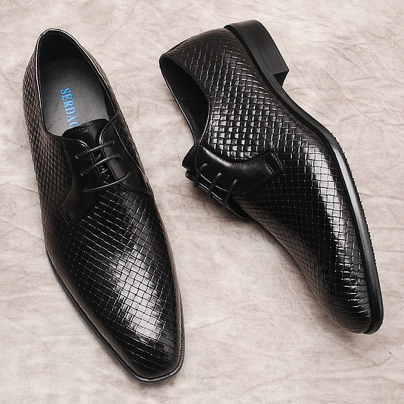 אוקספורד של גברים מקרית נעליים אמיתי עור פרה עסקי גברים נעלי שמלה שחור אופנה תחרה בורדו חתונה רשמית הנעל